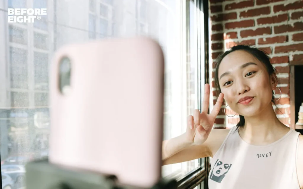 Influencer promoting a brand on tiktok