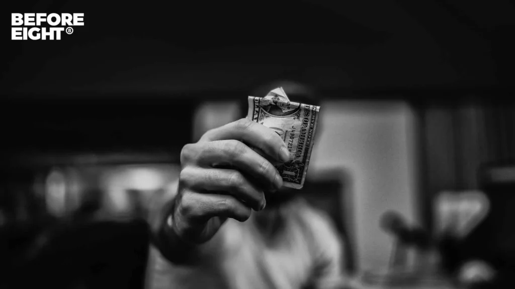 Should I book a Professional Social Media Agency? - BEFORE EIGHT In Social Media Promotion Agentur investieren?